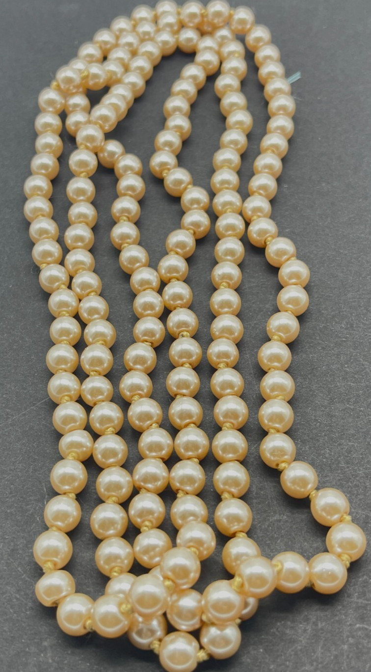 Necklace 36 Inch Luxurious Champagne Pearls, Retro Style Length For Varied Looks