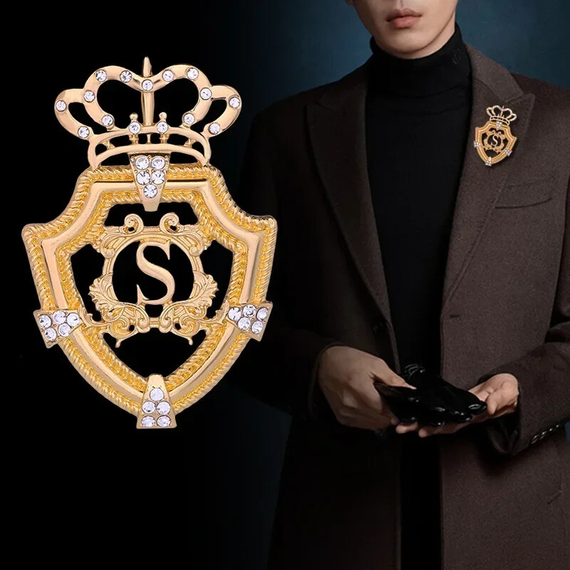 Crown Brooch English Letter Gold Silver Color Lapel Pins Men’s Suit Corsage Gift