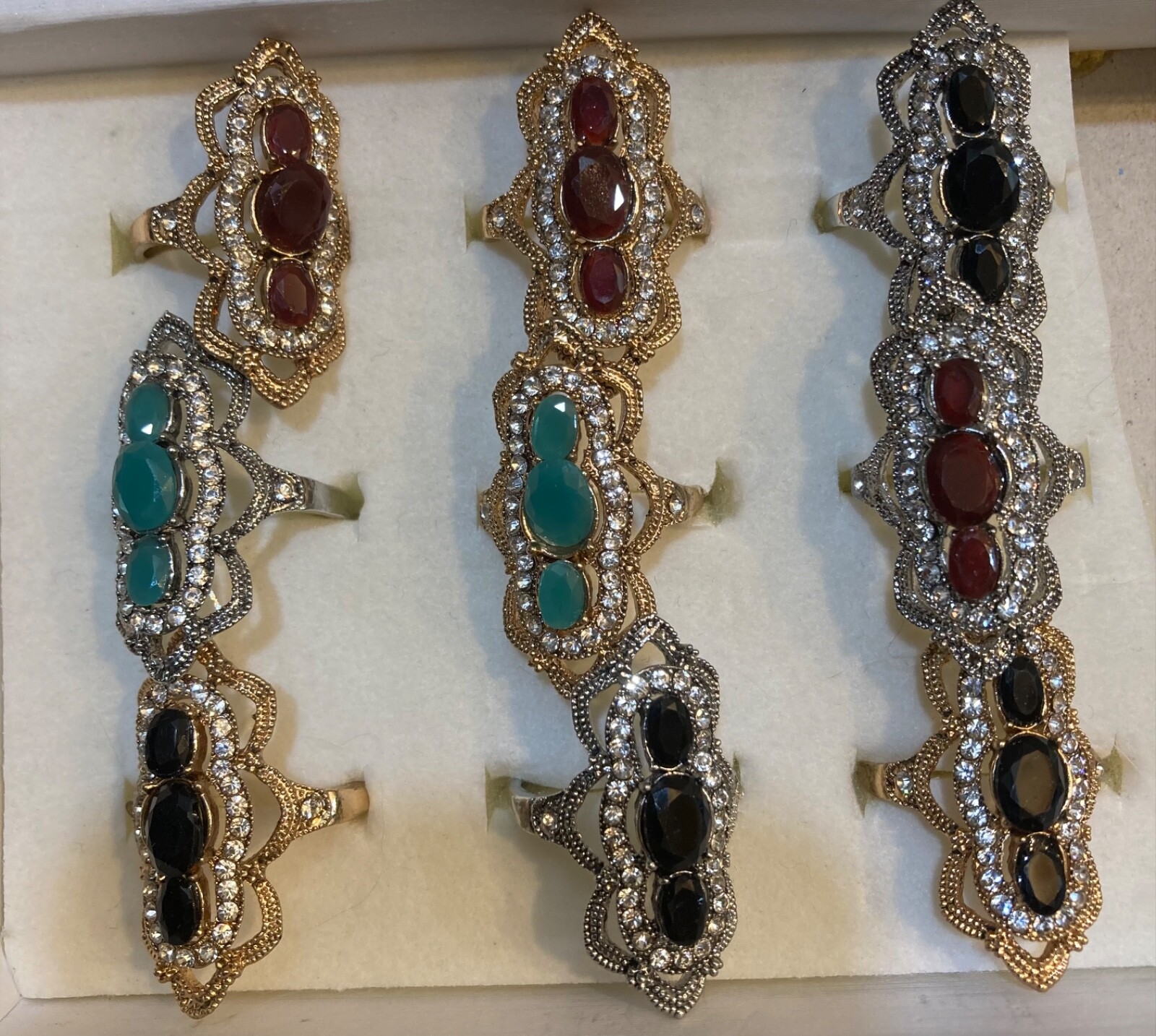 Lot of 6 Cocktail rings circa 1990 Size 8 and 9
