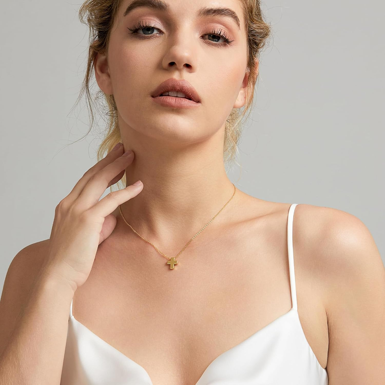 Cross Necklace for Women Gold/Silver Plated Layered Dainty Cross Chain Trendy Ch