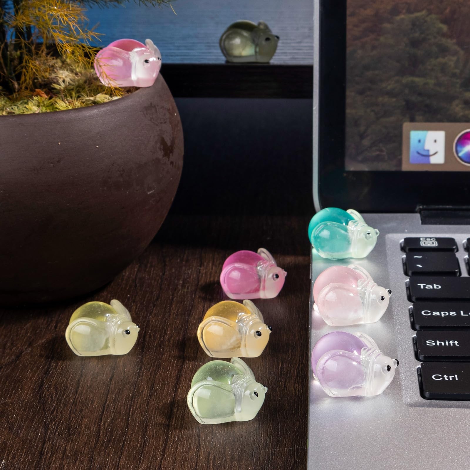 ResinGlow 50pc Firefly Luminous Animals