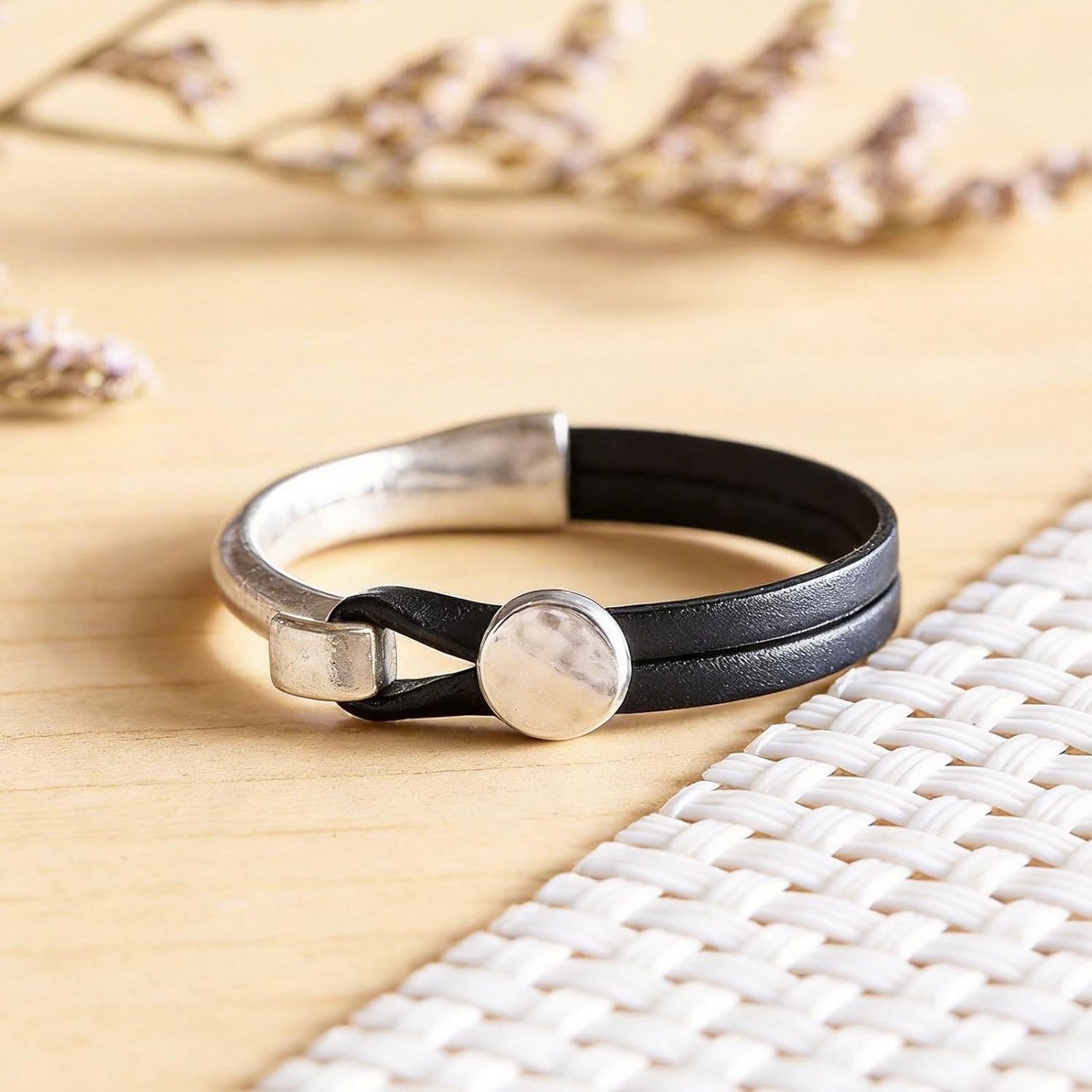Durable Bohemian Style Leather Cuff Bracelet for Men – Lightweight Charm