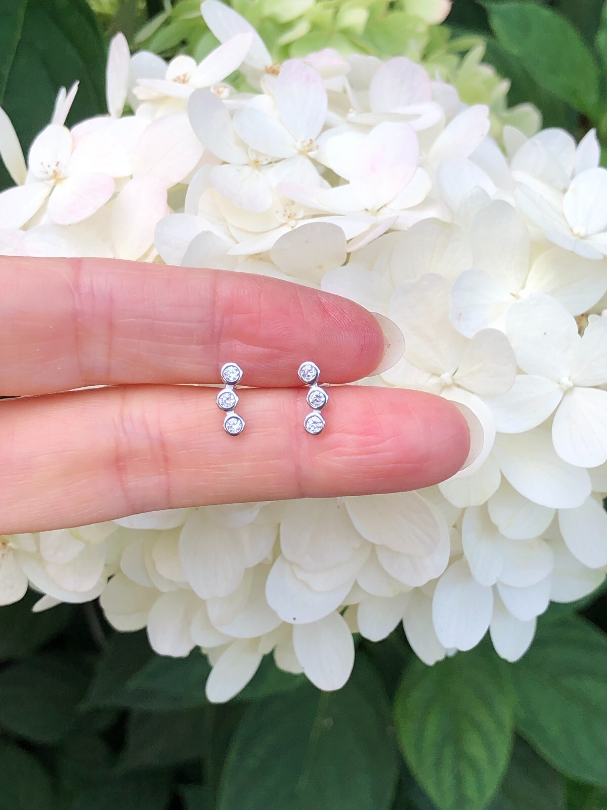 925 Sterling Silver Bezel Cz Three Stone Bar Stud Earrings Womens 9mm Tiny