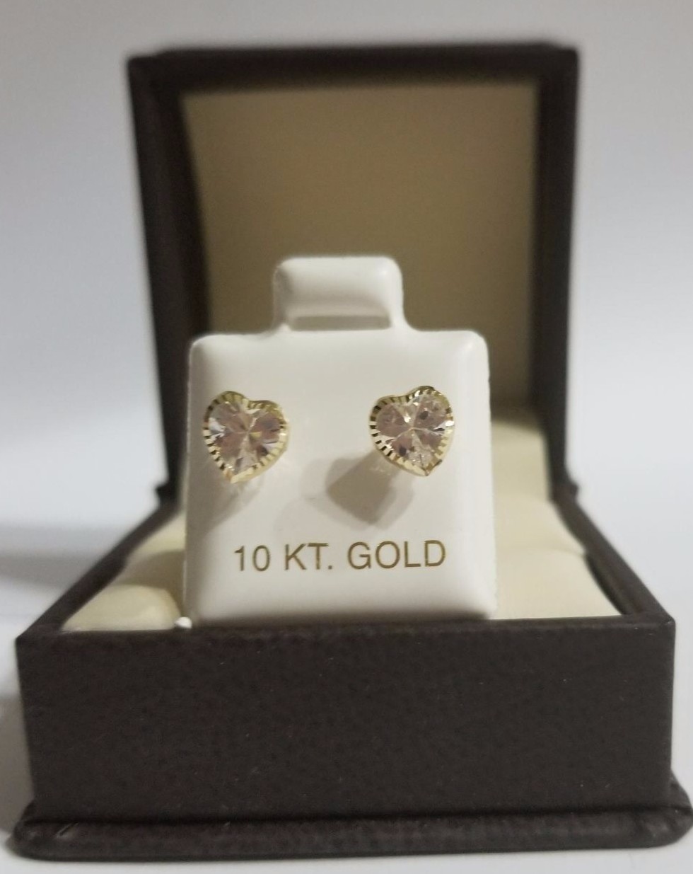 10k Solid Y.Gold 4mm-6mm Heart CZ Stud Earrings + Safety Screw Back + Free Box