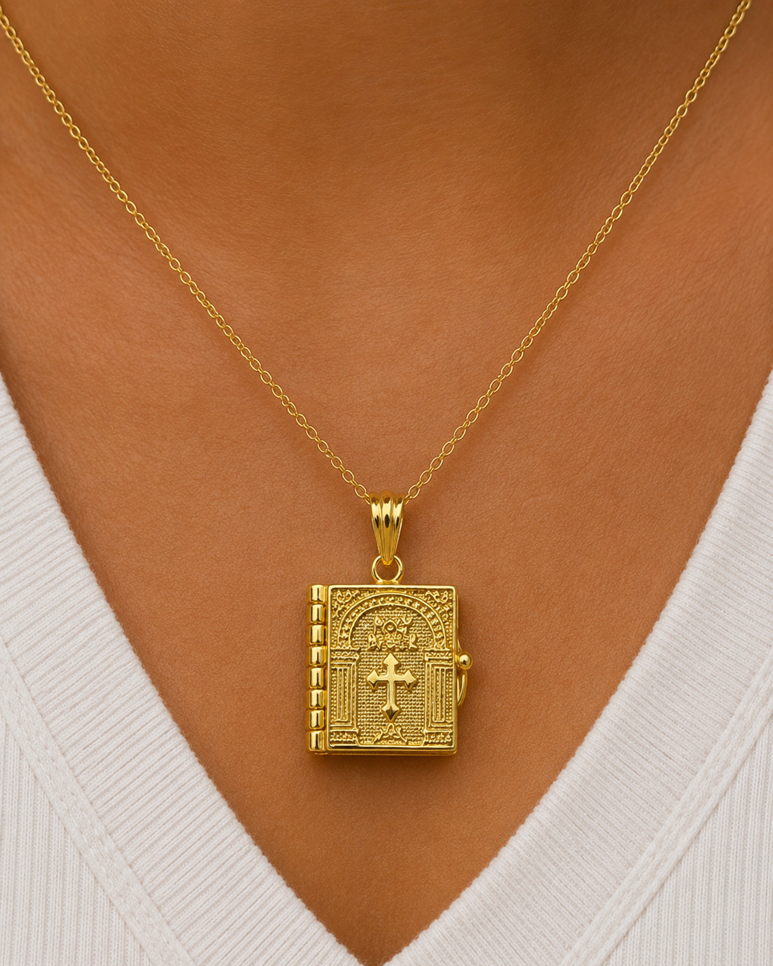 Holy Bible Book Pendant Necklace Christian Prayer Scripture Religious Jewelry