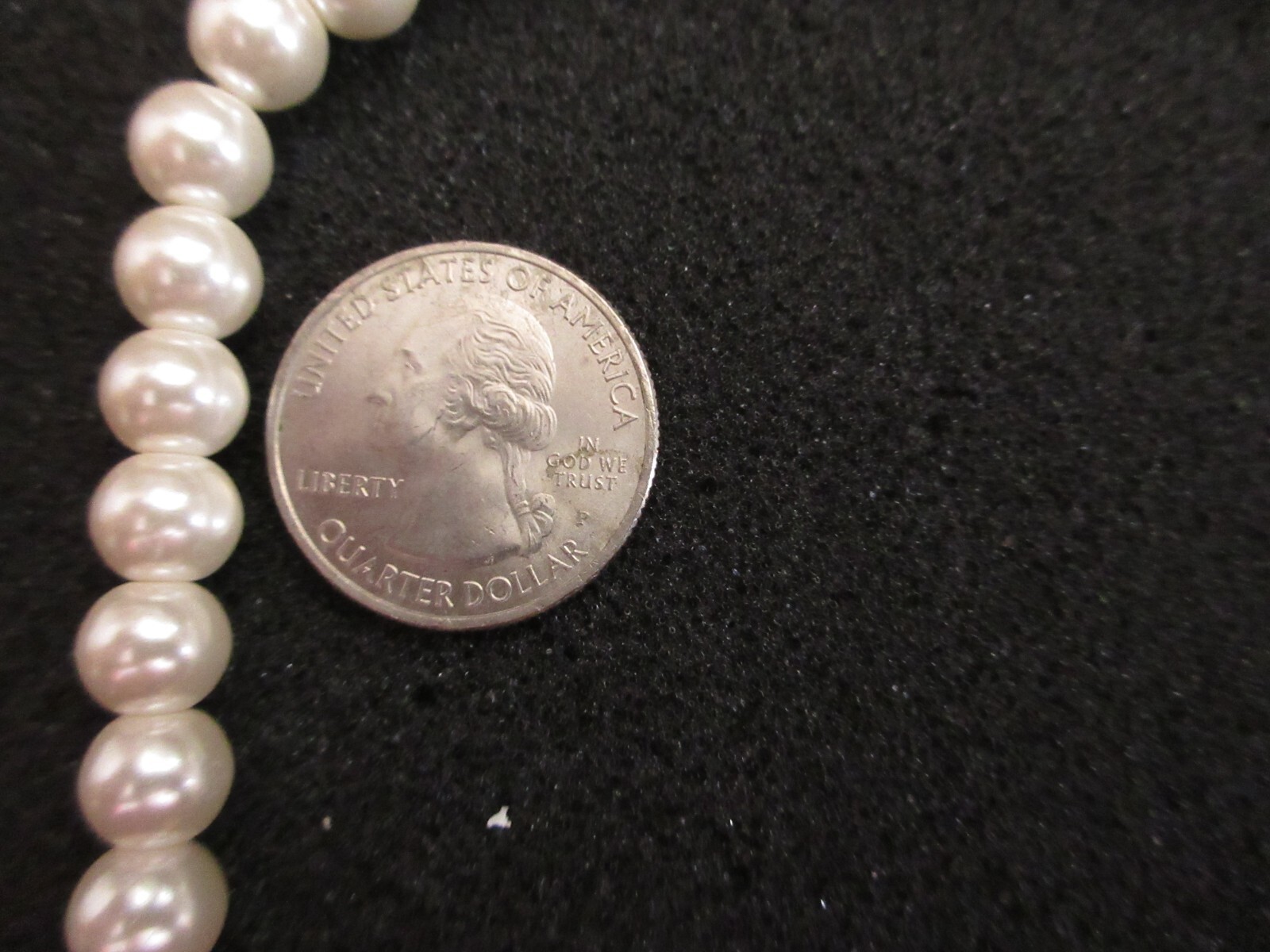 20” Signed SU Single Strand White Lustre Faux Pearl Necklace Adjust 18″ Max NICE