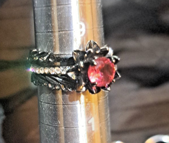WOMENS BEAUTIFUL SIZE 10 3 PIECE SET GUN METAL GREY RED STONE GOTHIC PUNK NEW