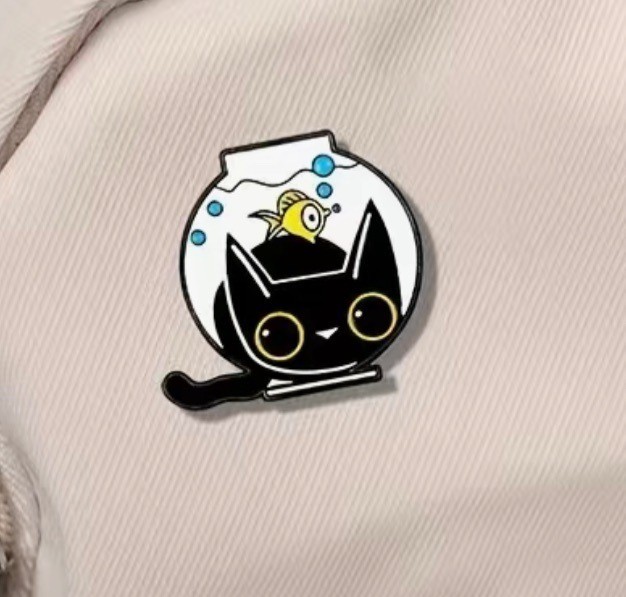 Cute Black Cat in Fishbowl Enamel Pin Cartoon Animal Lapel Badge Gift Accessory