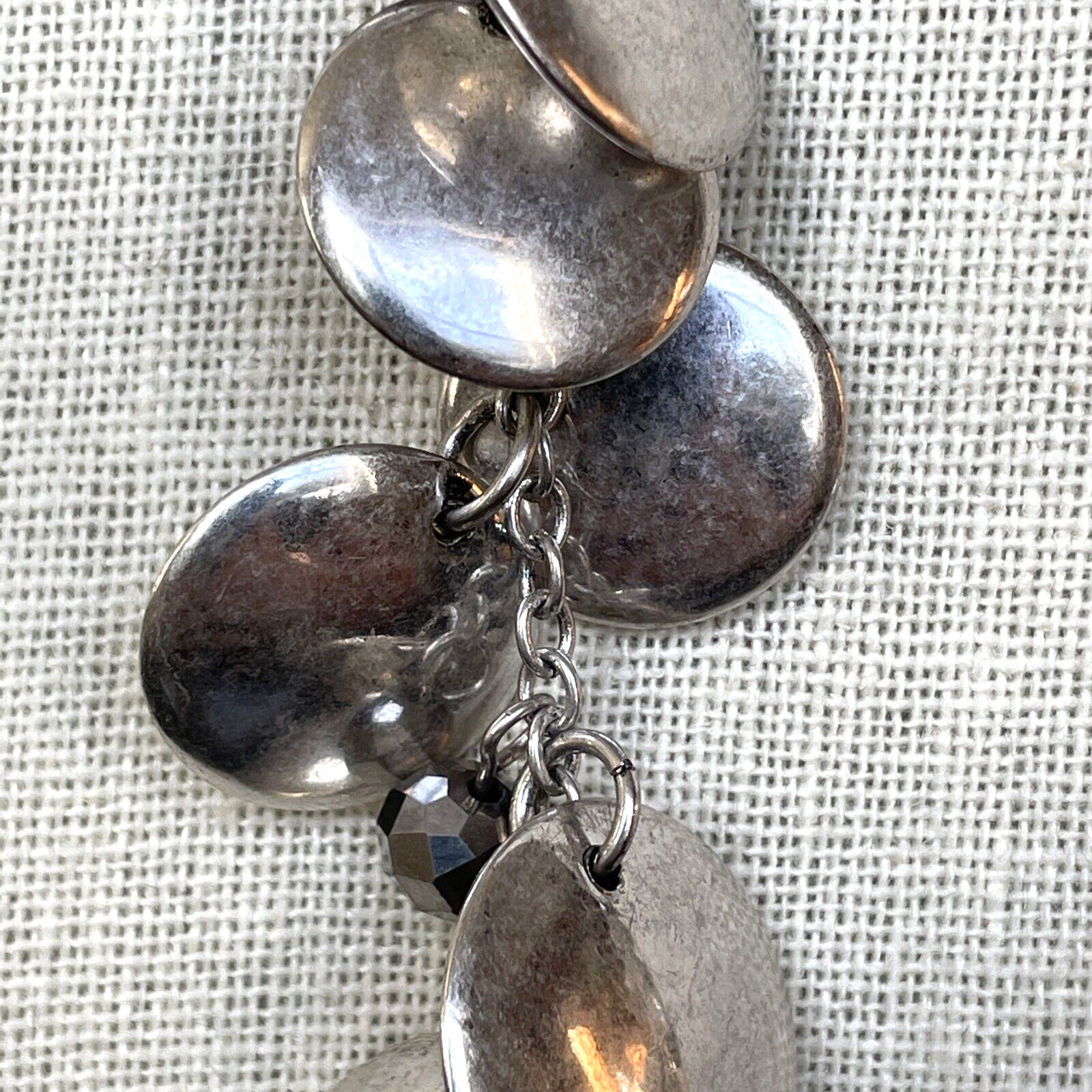 Joan Rivers 34″ Metal Disc and Glass Bead Chain Necklace – Silver Color – NWT