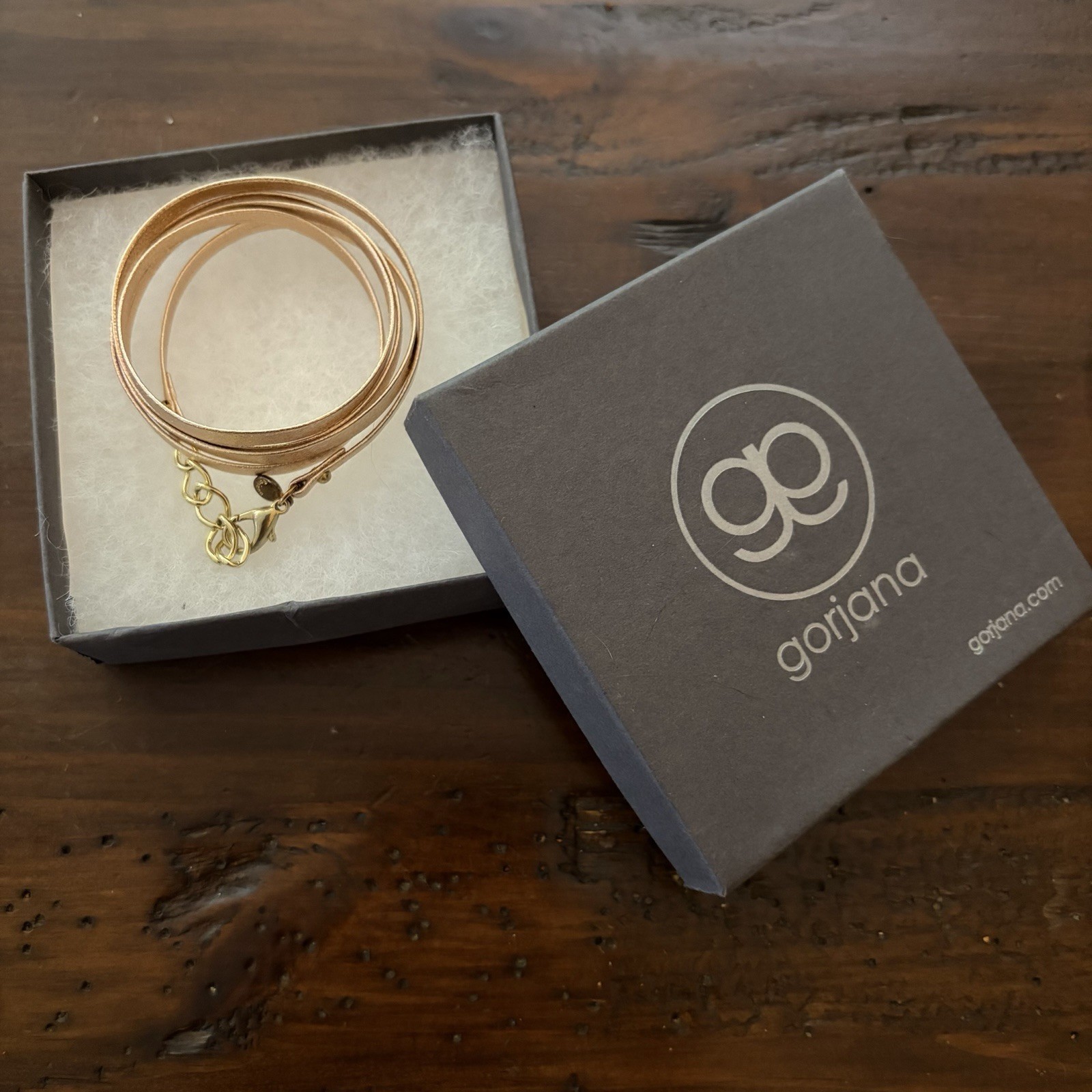 Gorjana Graham Leather Wrap Bracelet Metallic Rose Gold Chain Stacked Box NWT