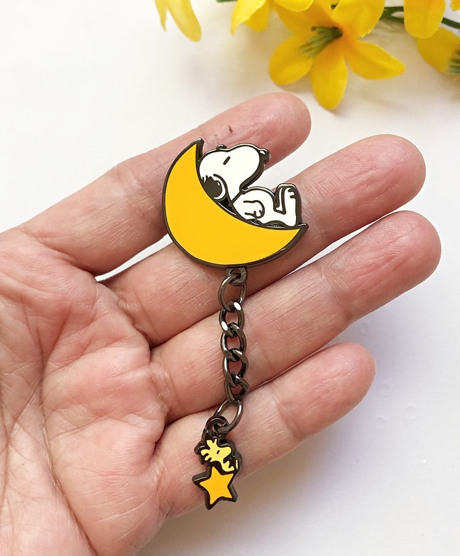 Snoopy Woodstock Moon Enamel Pin Adorable Peanuts Character accessory Collector