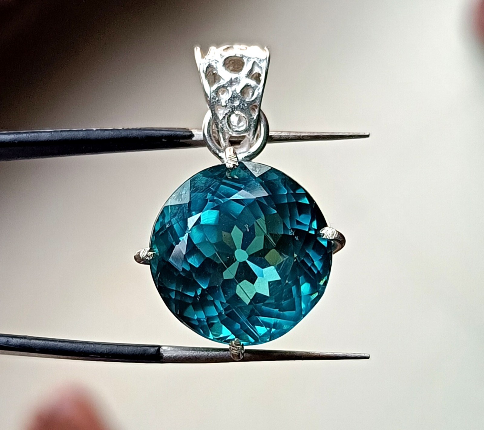 Natural Certified Paraiba Tourmaline 33.75 Ct Loose Gemstone Pendant 925 Silver