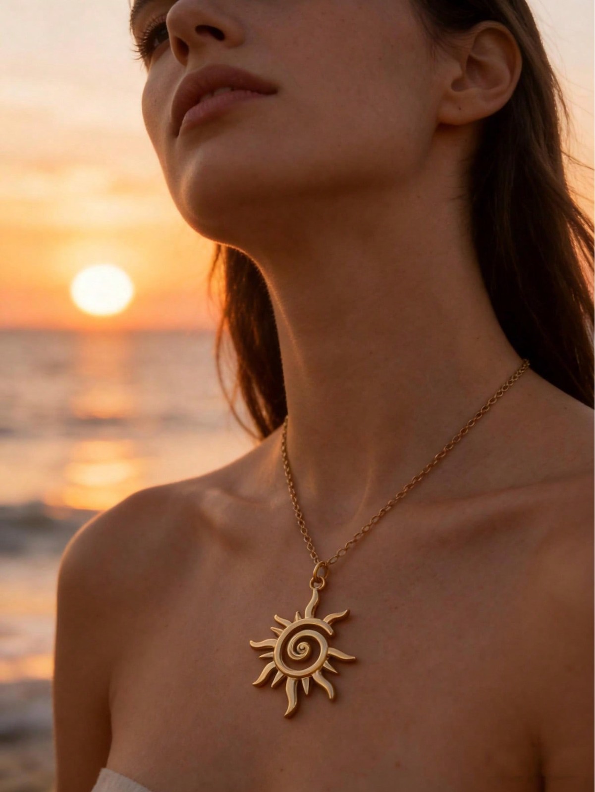 1pc Exquisite Minimalist Gold Plated Sunburst Pendant Necklace