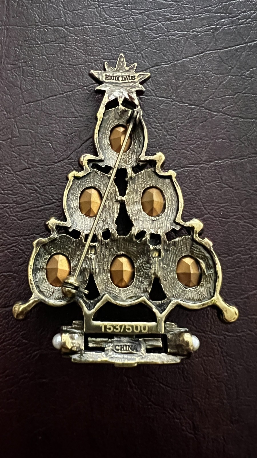 HEIDI DAUS “DECO THE HALLS” Christmas Tree Pin. VNTG. #135/500