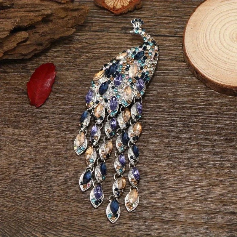 Rhinestone Elegant Peacock Brooches for Women Animal Design Party Wedding Pin