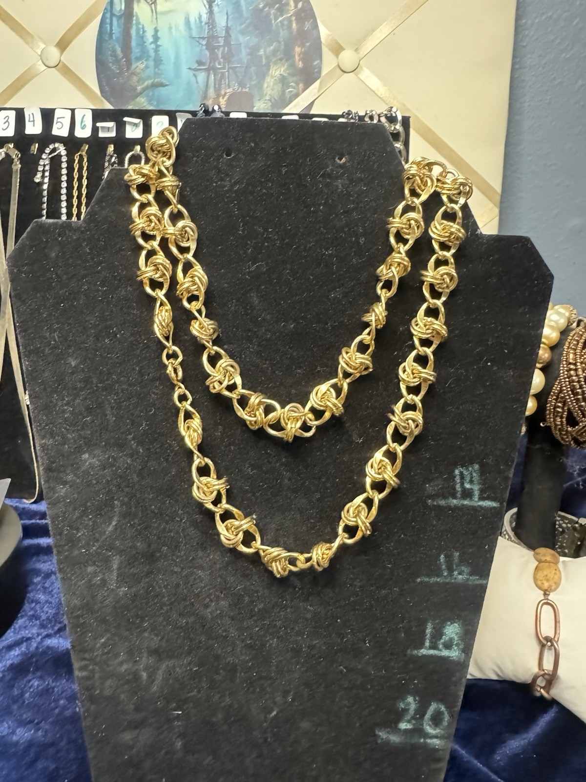 Vintage 30” Gold Tone Rosette Swirl Love Knot Link Chain Necklace Unsigned