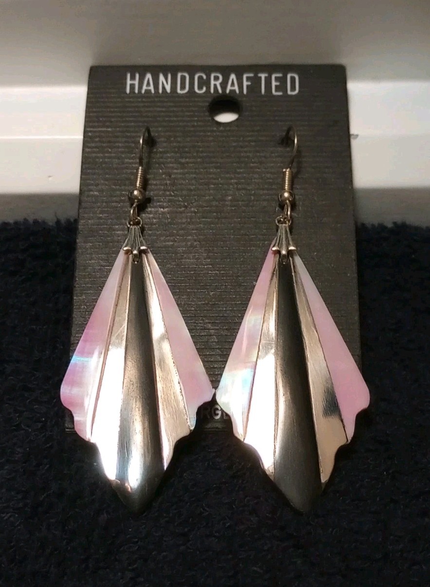 VTG Earrings 80’s ART NOUVEAU Art Deco ARTIST Carved MOTHER OF PEARL Fan DESIGN