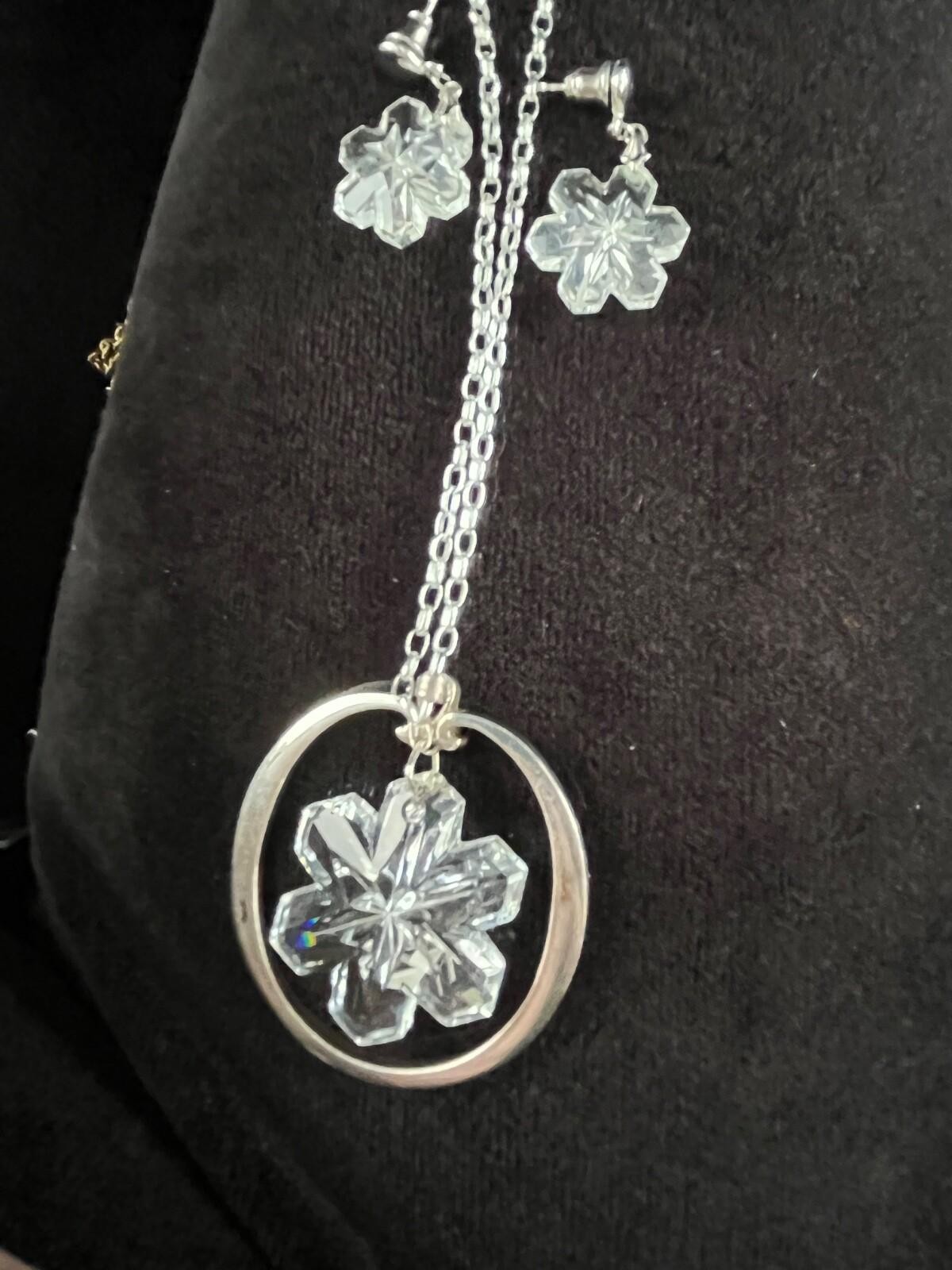 Gorham lead crystal snowflake necklace earring, set silver plate