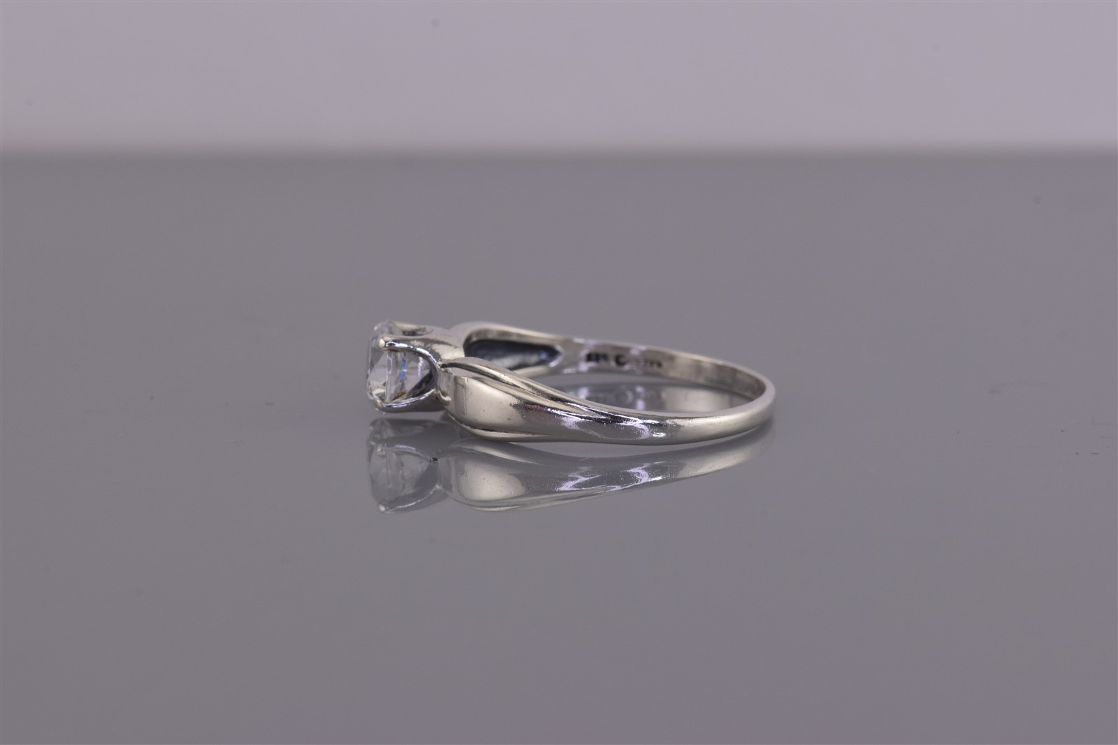 KABANA Sterling Silver Round Cubic Zirconia Tapered Collar Band Ring 925 Sz: 9
