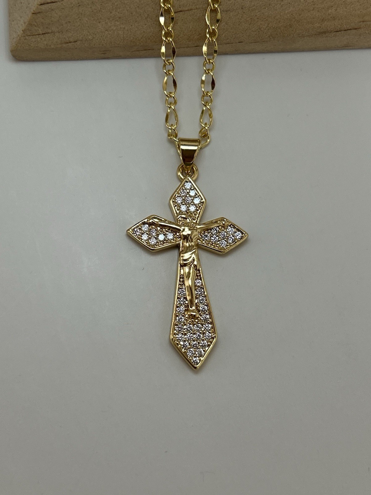 24K Gold Rolled Jesus Cross Necklace 45cm (17”) Fine Italian Figaro Chain 24ct