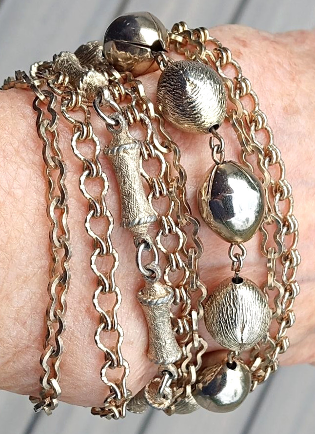 Vintage Gold Color Multi Strand Bracelet Textured Beads Bar Links 7″ No Mark