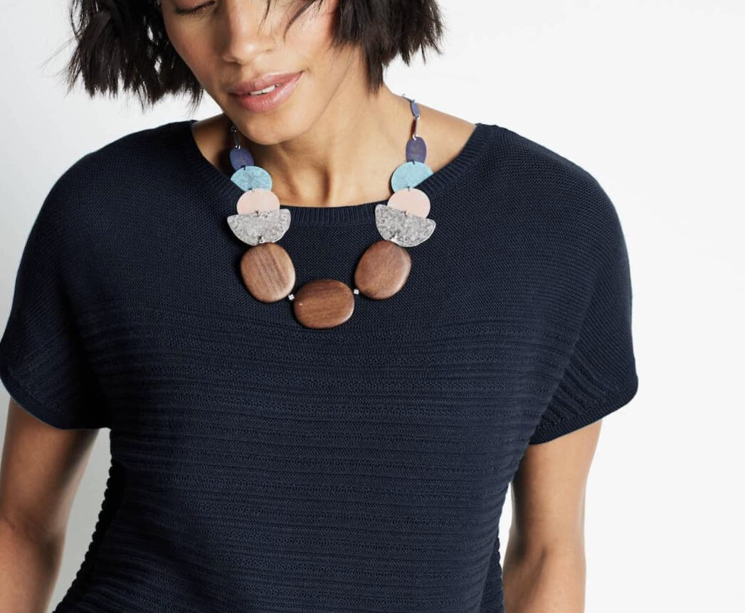 J. Jill ~ NEW Stylish Wearever Coastal Colors Short Necklace ~ NWT (2V8)