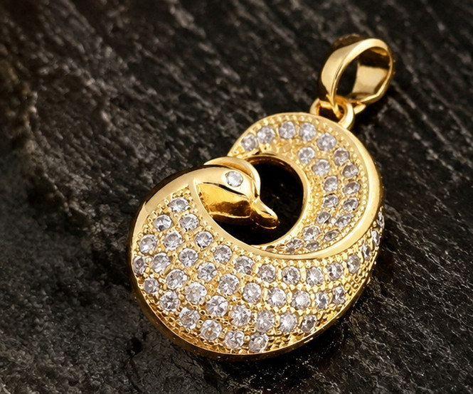 2.50 Ct Round Simulated Diamond Circle Pendant Necklace 14K Yellow Gold Plated