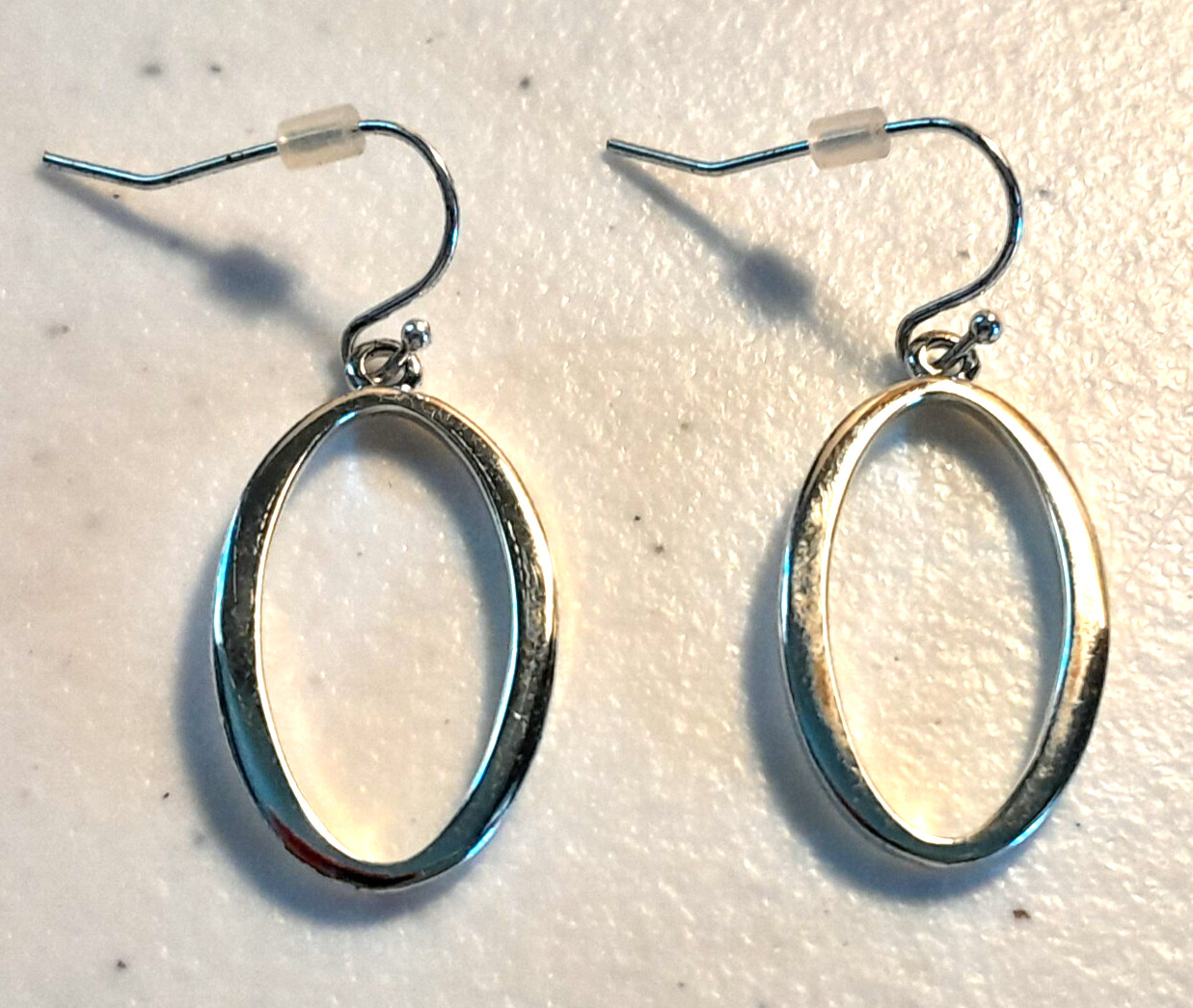 Silver Tone Hypo-Allergenic Oval Hoops Dangler/Drop French Wire 1.25″ Earrings