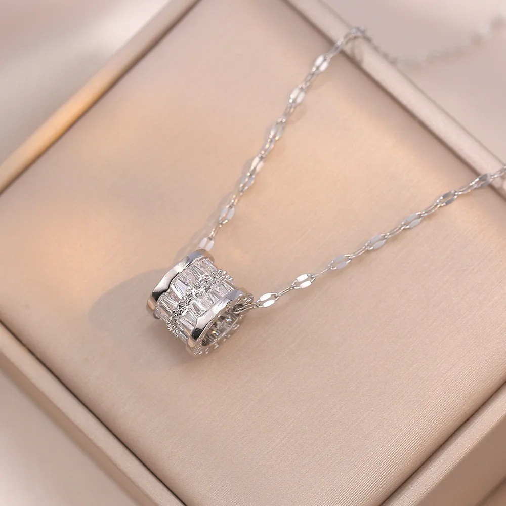 Gold Tone Pendant Necklace Stainless Steel Clavicle Chain Fashion Women Jewelry