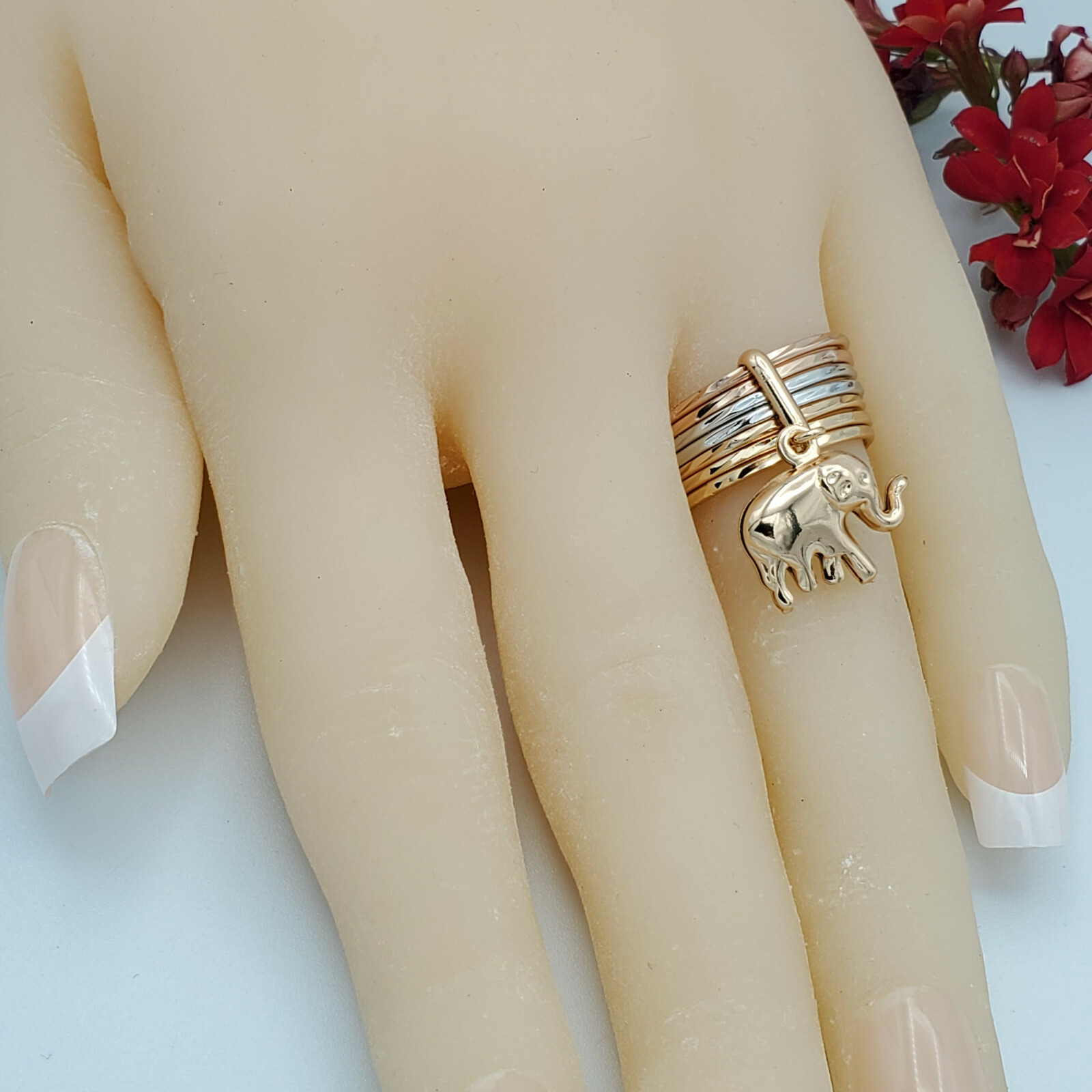 Multi Tone Gold Plated Good Luck Elephant Ring. Oro Laminado.