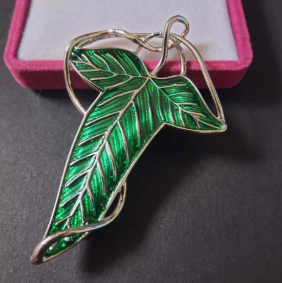 Green Ivy Leaf Brooch Pin Badge Nature Tree Broach Jewelry & Accessories