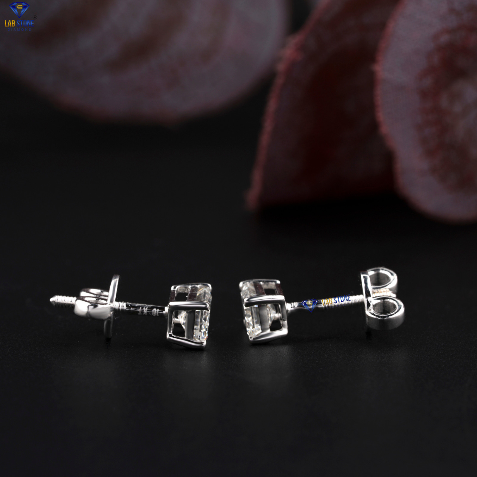 0.93 TDW Emerald Cut Beautifu Earring Moissanite Diamond White Gold 10k Labstone