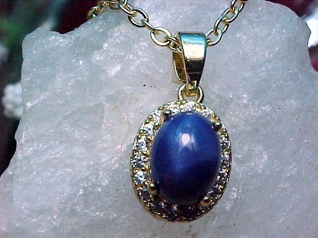 Blue Star Sapphire Pendant 8x6mm & White Topaz 925/Yellow Gold Plate w/ Chain