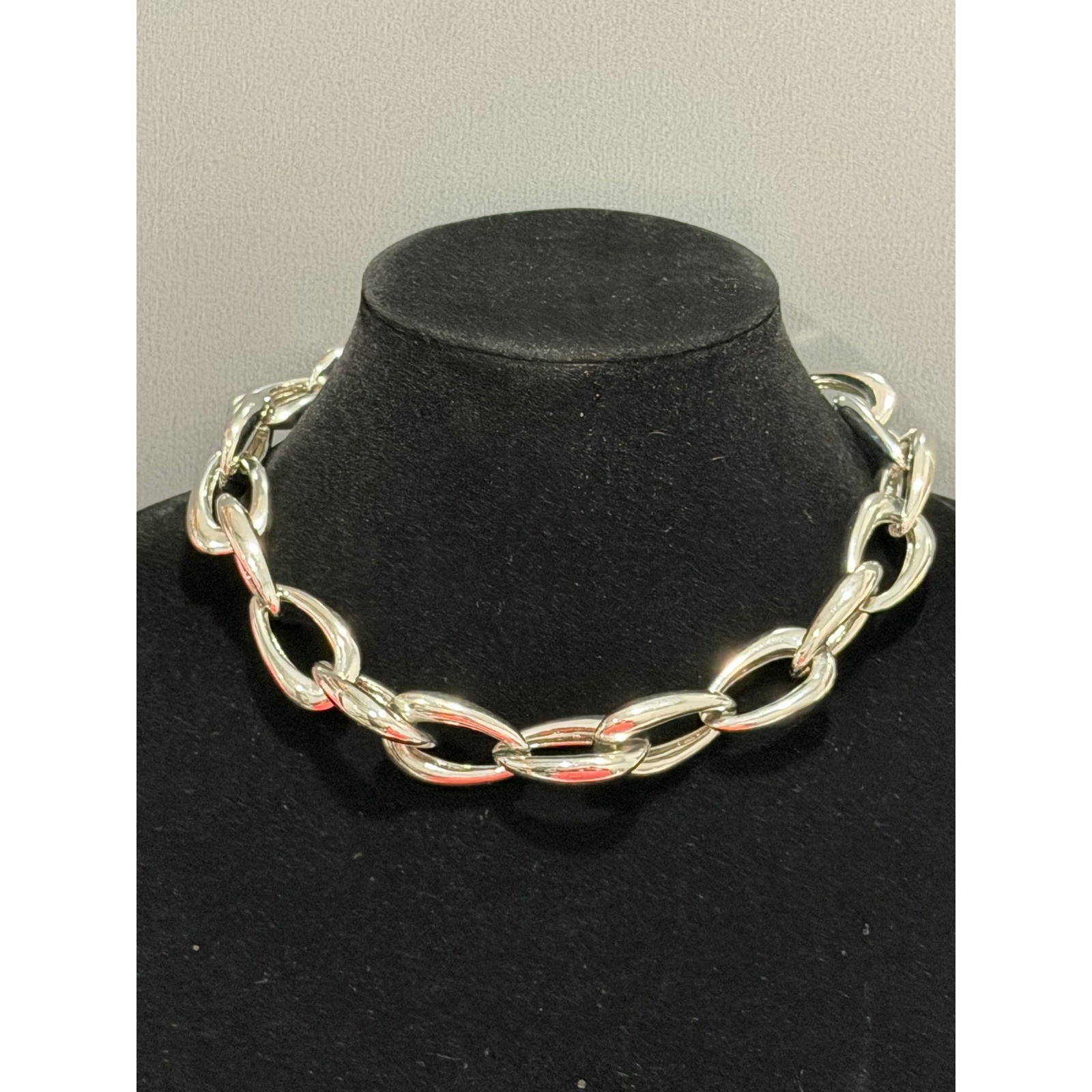Vince Camuto Chunky Chain Necklace Silver Tone Chunky Heavy Toggle Statement