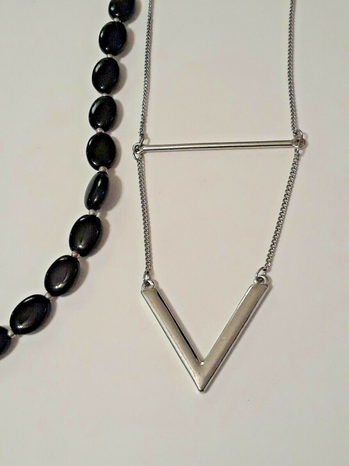 Paparazzi necklace bracelet earring set, Napier + 2 other necklaces. stones +