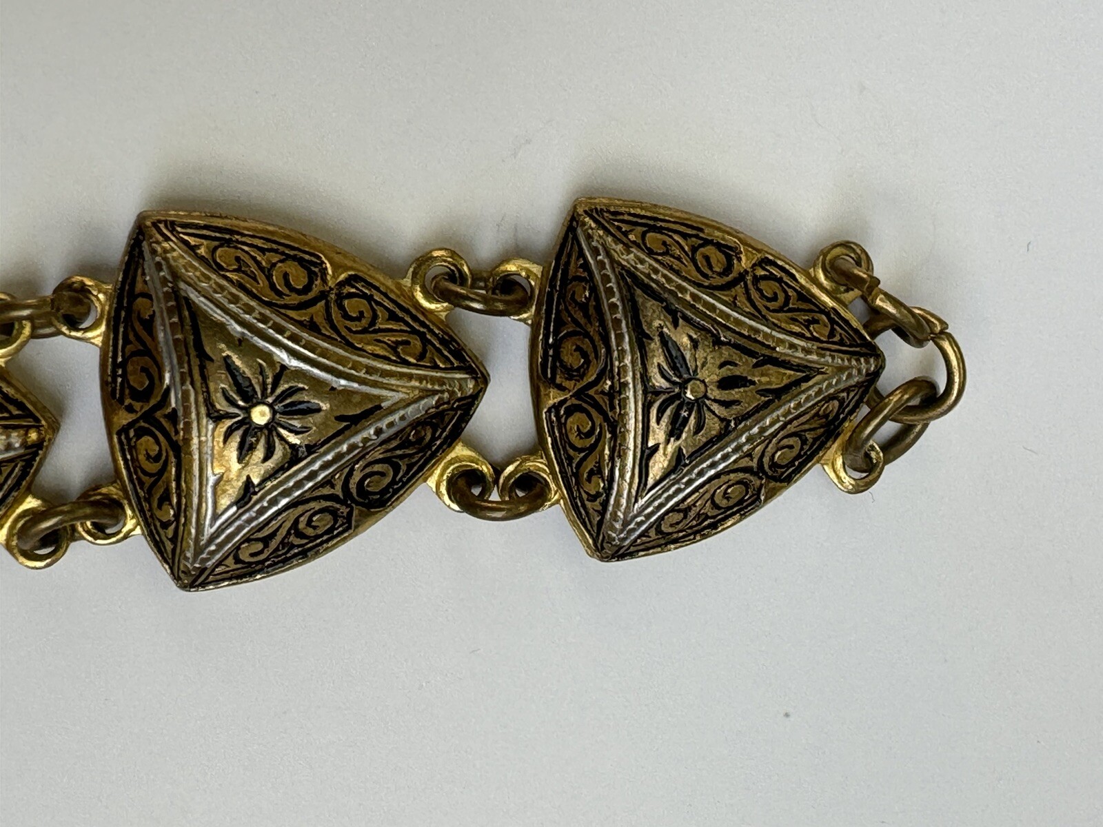 Vintage Toledo damascene gold toned linked bracelet gorgeous