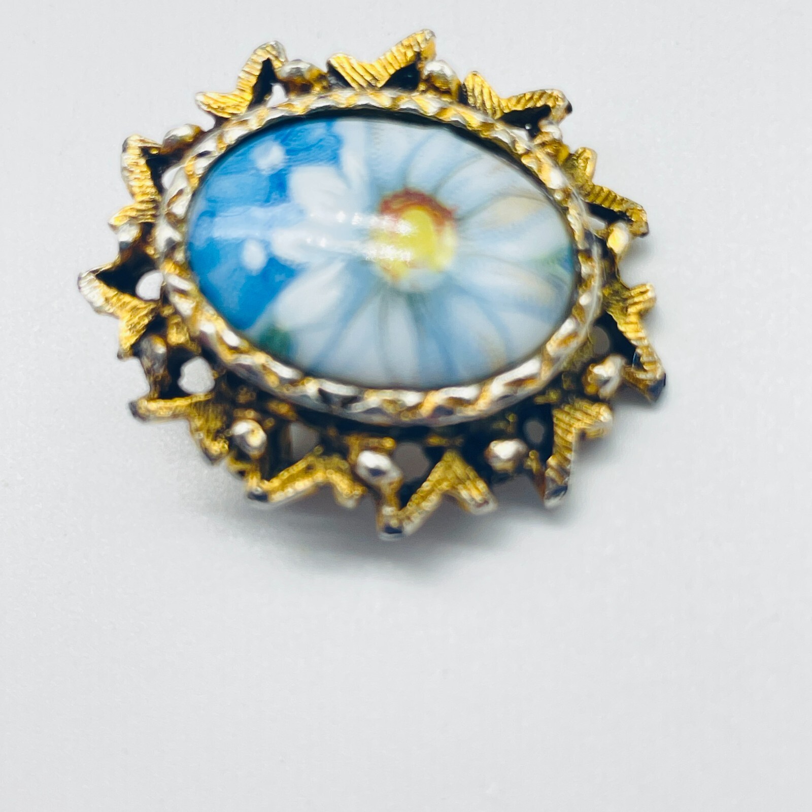 Vintage Blue Enamel Flower Brooch Gold Tone Oval Floral Pin Statement Jewelry