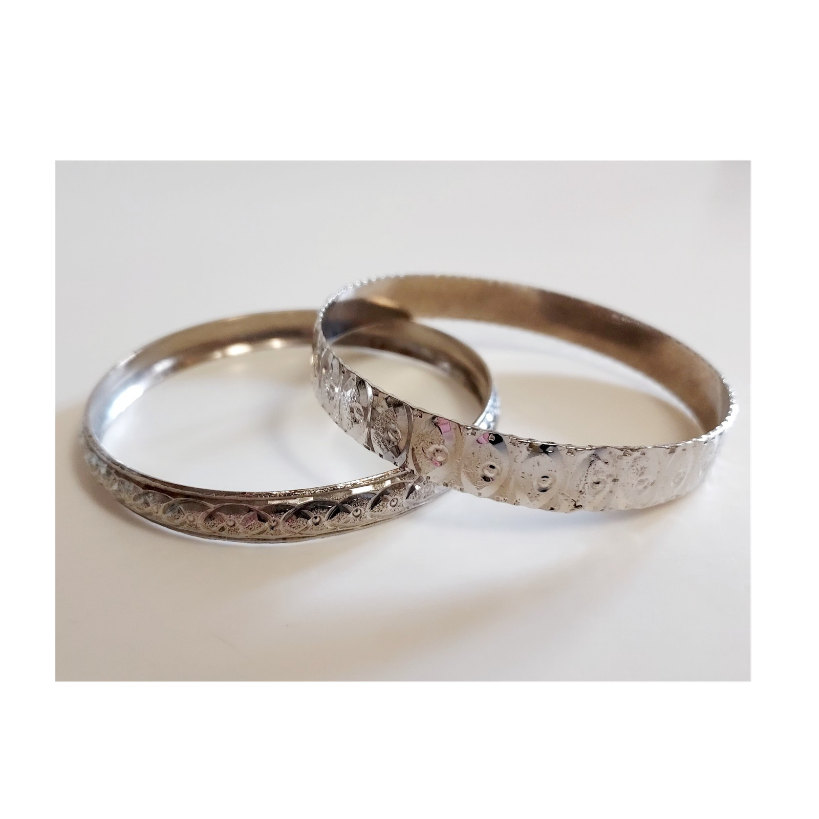 Silver Tone Metal Bangle Bracelet Set with Round Shape, Less Than 8 in