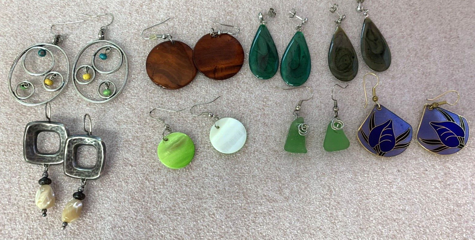 8 Pair Earrings Great Assortment Beads Dangles Dressy Casual