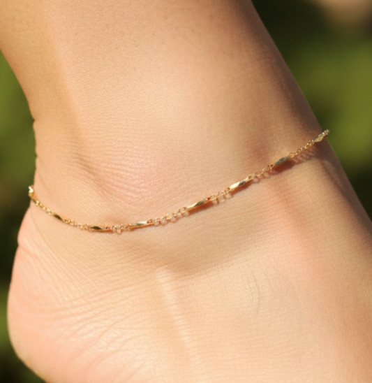 Elegant 18K Gold Plated Minimalist Chain Anklet Dainty Gold Tone Adjustable