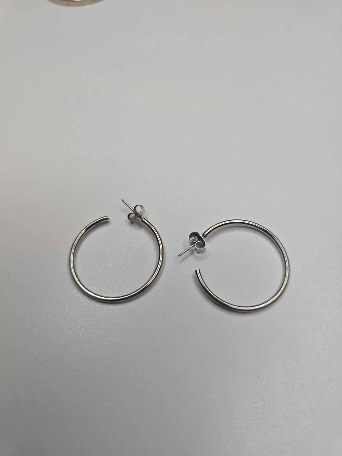 silver tone hoop earrings Women’s Jewelery Fashion Style