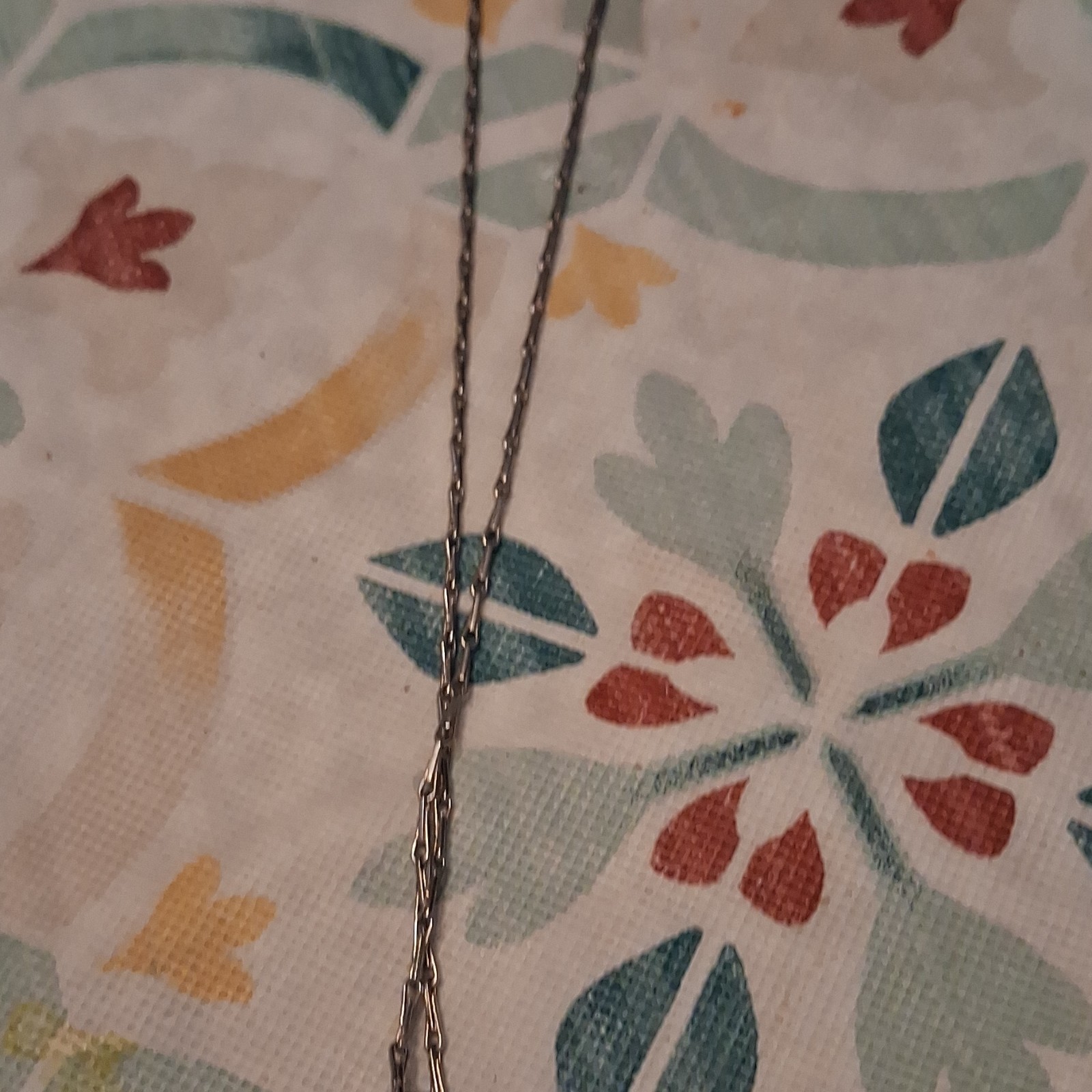 Silver Tone Chain Necklace Metal Fashion Jewelry No Stone Simple Undated Era