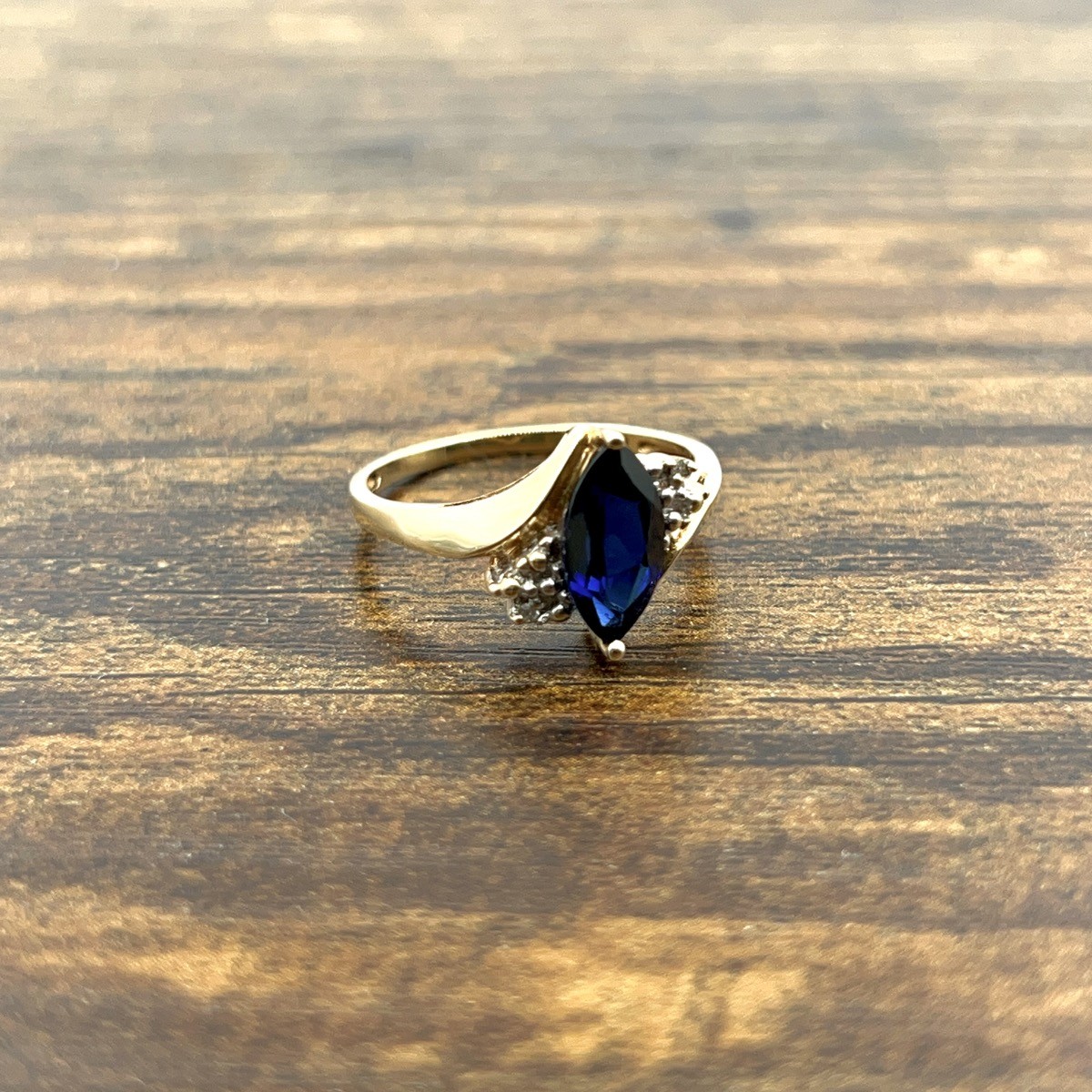 10k Yellow Gold Simulated Sapphire Marquise w/ Diamond Accents Ring Sz 7.25