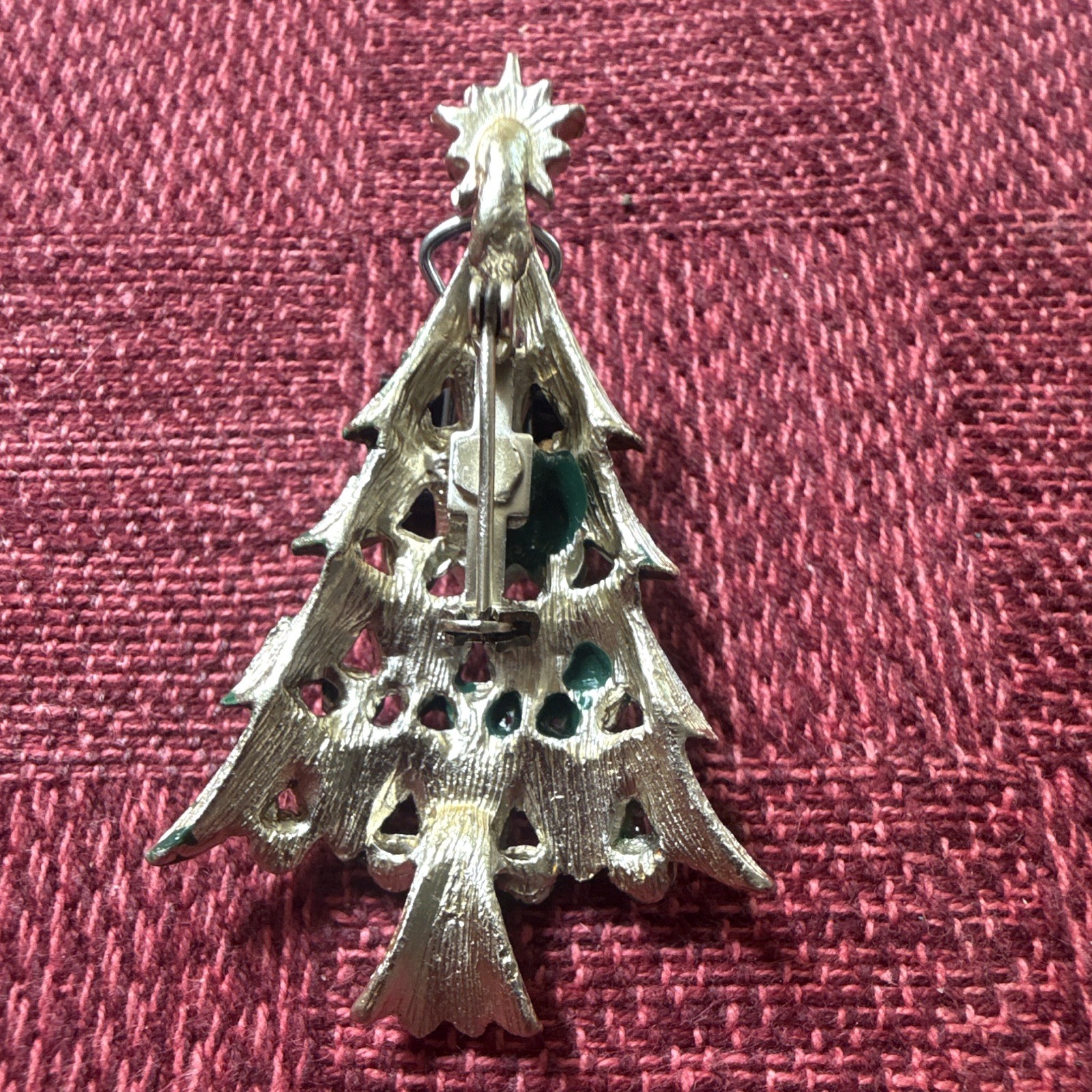 Vtg Christmas lot of 4 brooch pin gold tone enamelled metal multicolor green