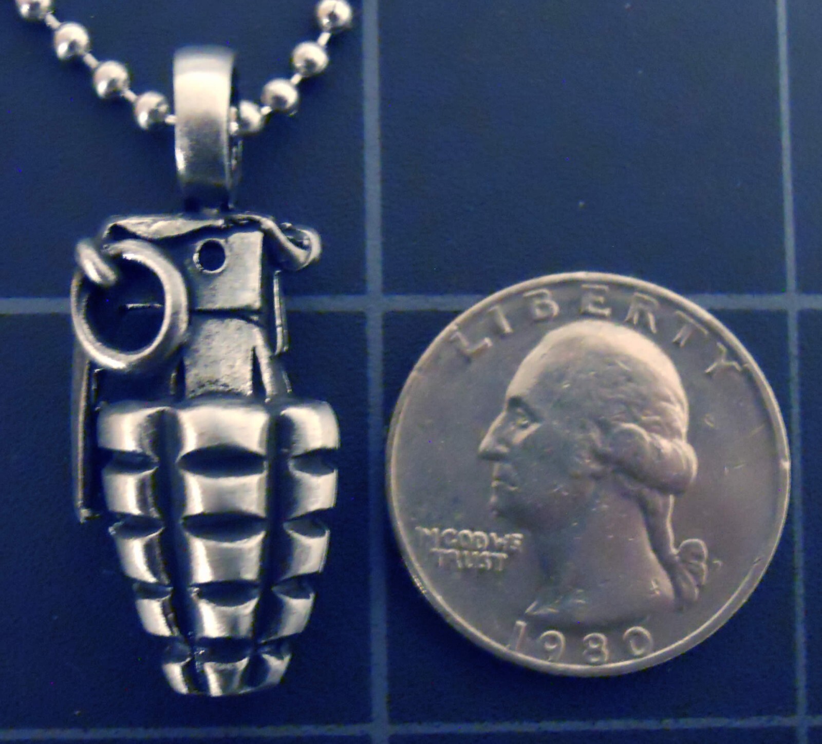 Necklace PINEAPPLE HAND GRENADE Pendant Stainless Ball Chain New MK 2 Weapon