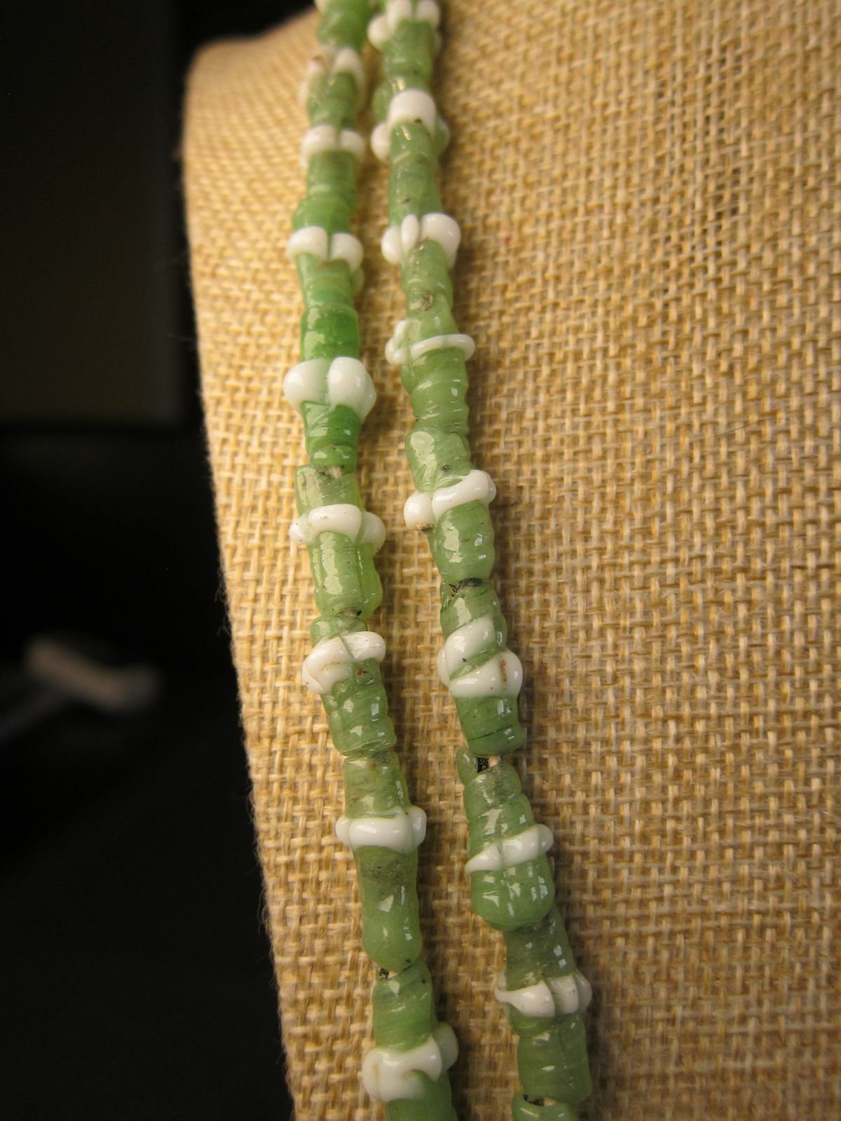 Neat 52″ long strand string of handmade lampwork glass beads light green white