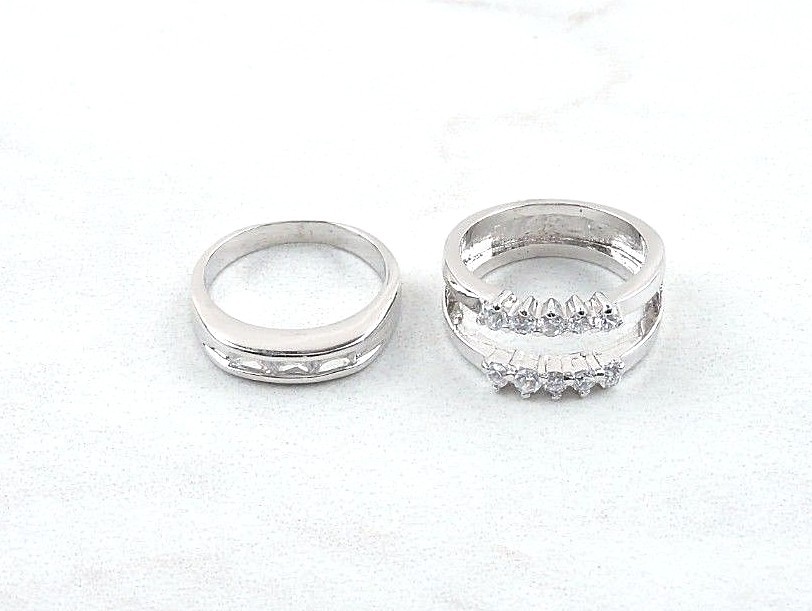 Sterling Silver 1.62 cttw Round And Radiant Cut Cubic Zirconia 2 Pc Ring Set