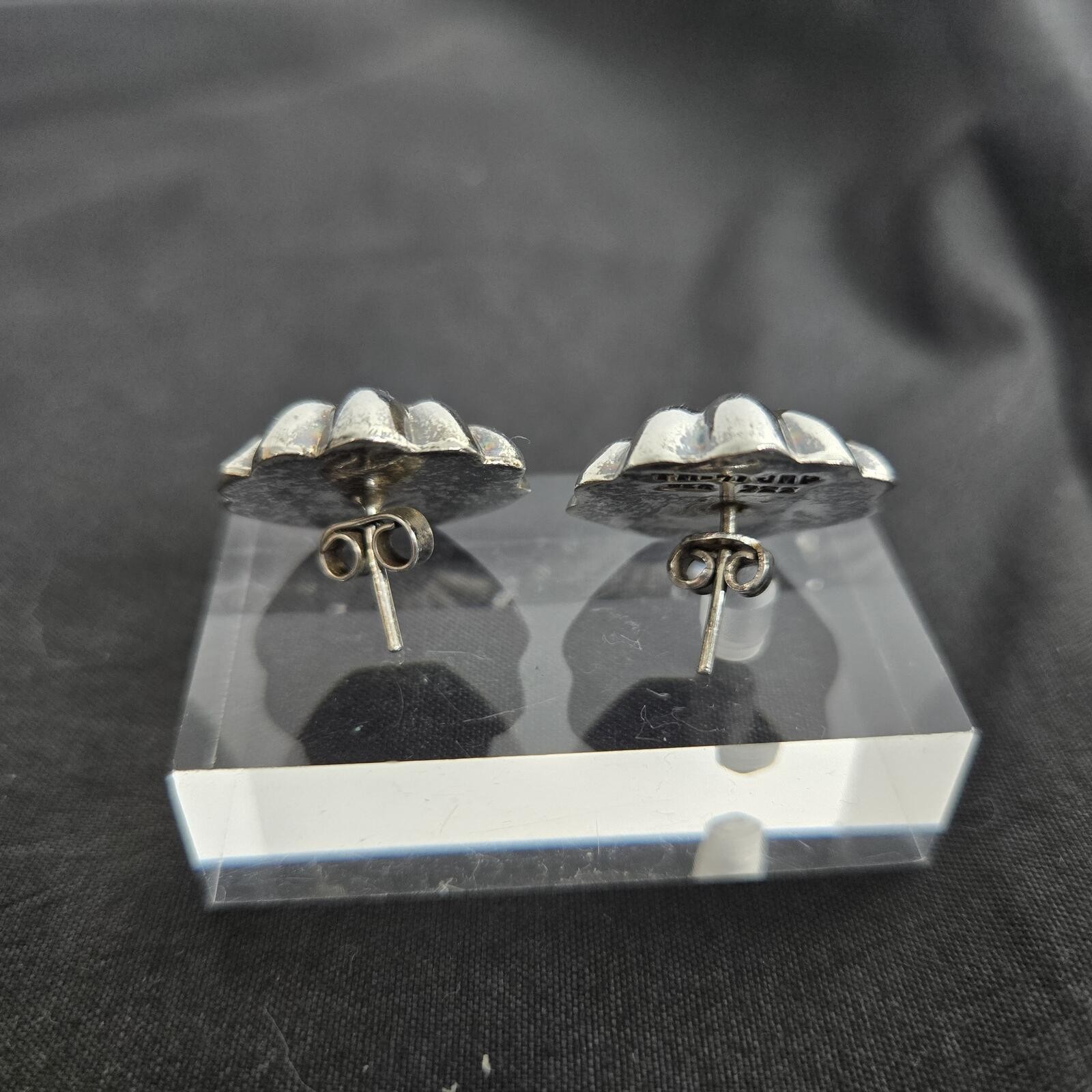 Vintage Sterling Silver Taxco Mexico Scallop Shell Stud Earrings TM-71 JMP