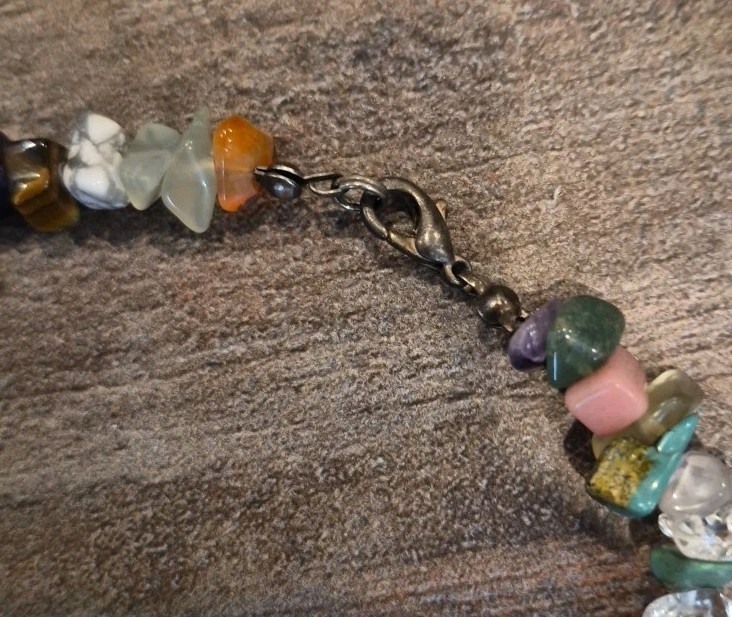Vtg Colorful Semi-Precious Stone Chip Bead Necklace, Lobster Clasp Closure