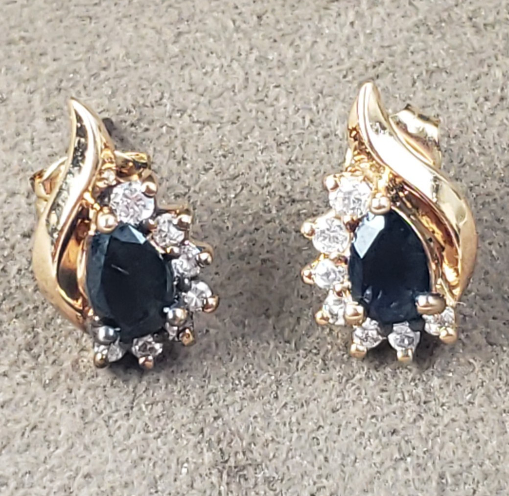 CHARMING GOLD TONE STERLING SILVER SPINEL & CZ TEARDROP STUD EARRINGS
